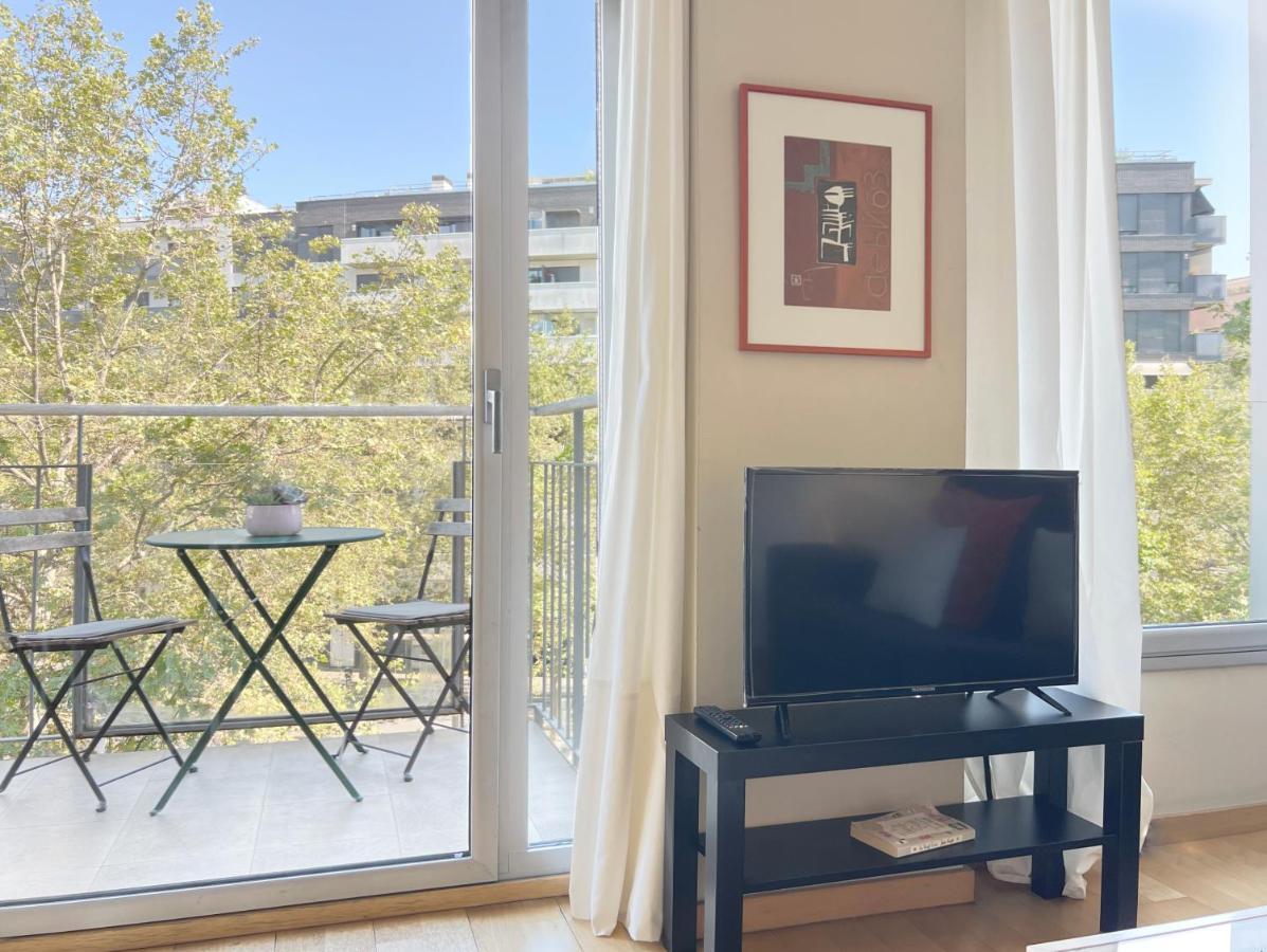 Stay U-Nique Apartments Venecuela Barcelona Bagian luar foto