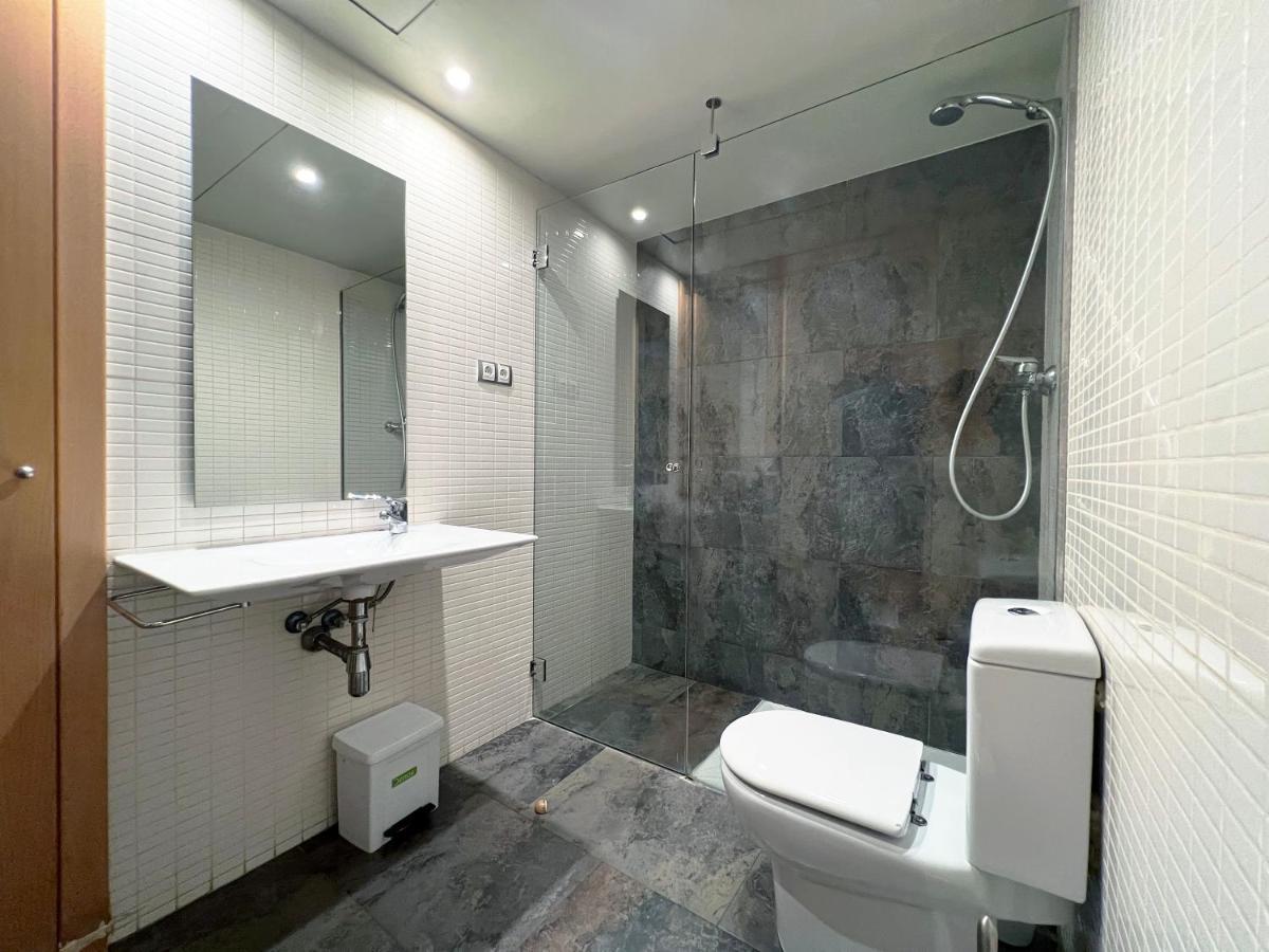 Stay U-Nique Apartments Venecuela Barcelona Bagian luar foto